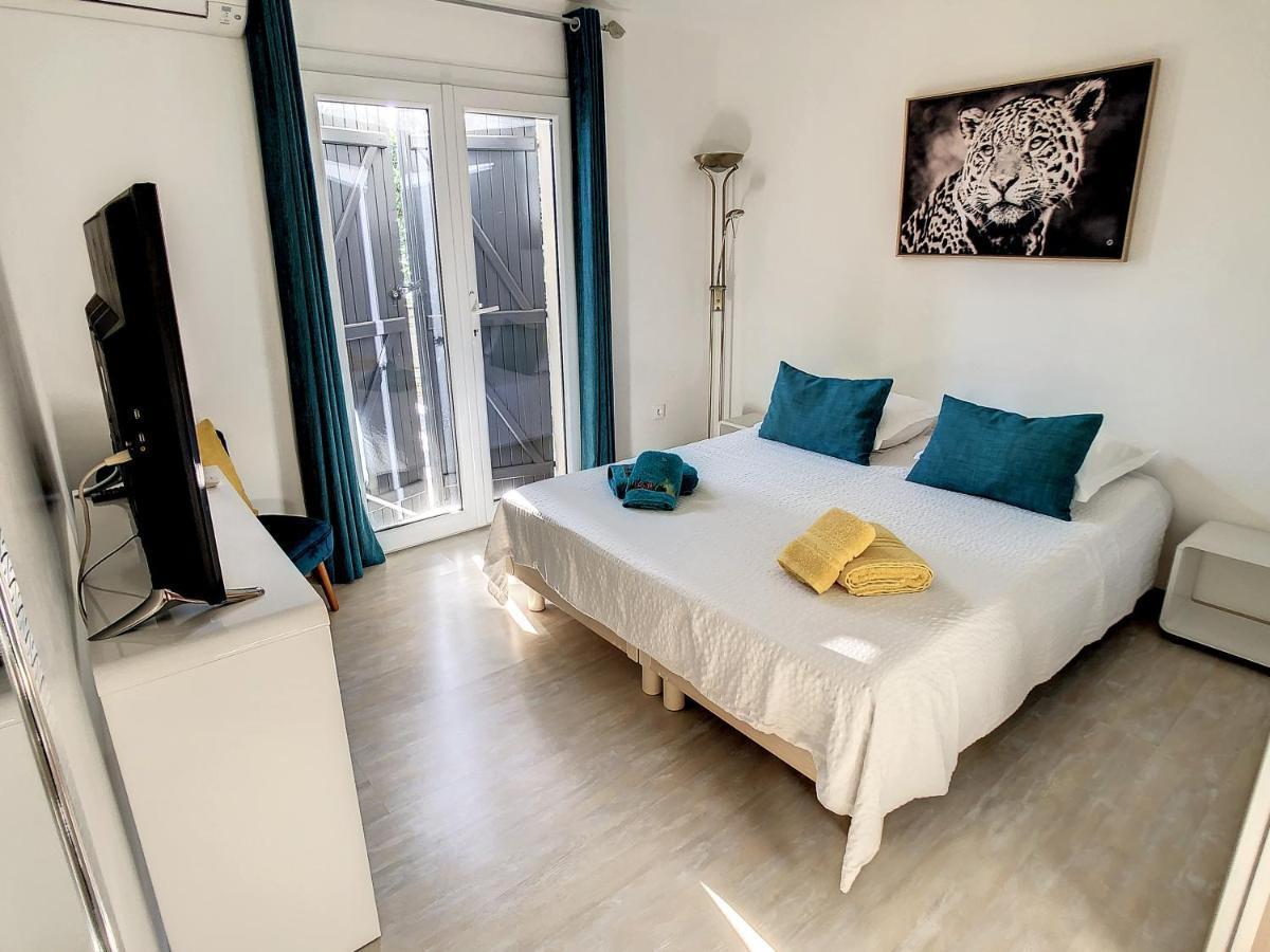 3 Bedrooms Villa Near Cannes - Pool & Jacuzzi - Sea View ماندوليو لا نابول المظهر الخارجي الصورة