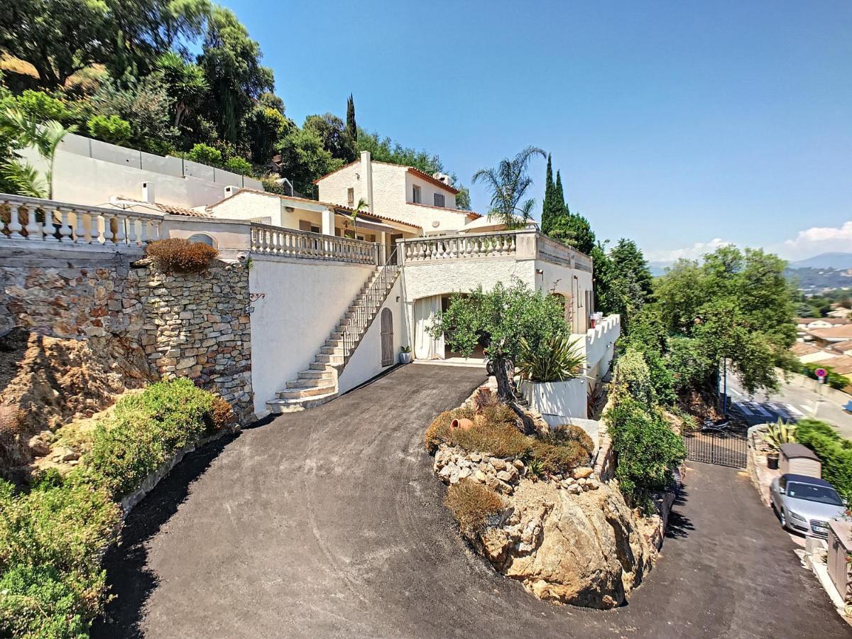 3 Bedrooms Villa Near Cannes - Pool & Jacuzzi - Sea View ماندوليو لا نابول المظهر الخارجي الصورة