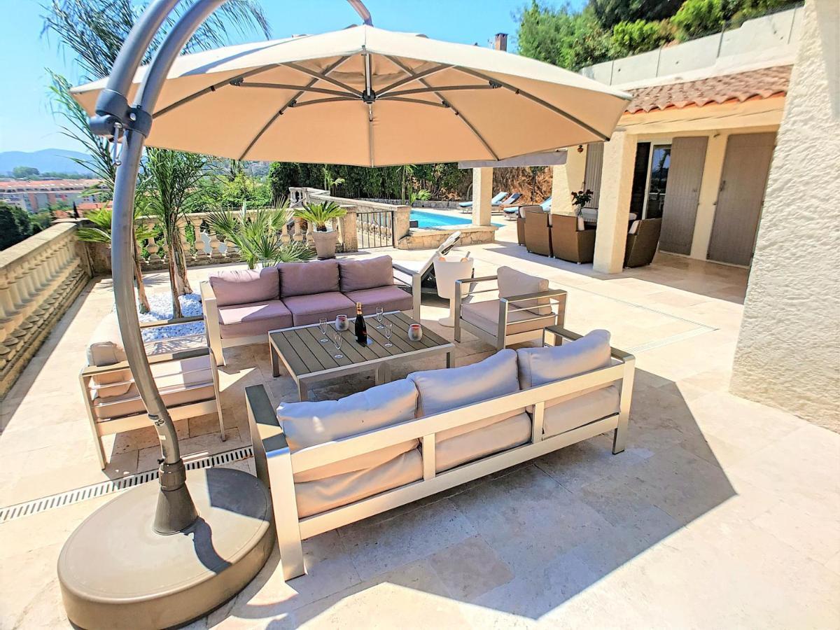 3 Bedrooms Villa Near Cannes - Pool & Jacuzzi - Sea View ماندوليو لا نابول المظهر الخارجي الصورة